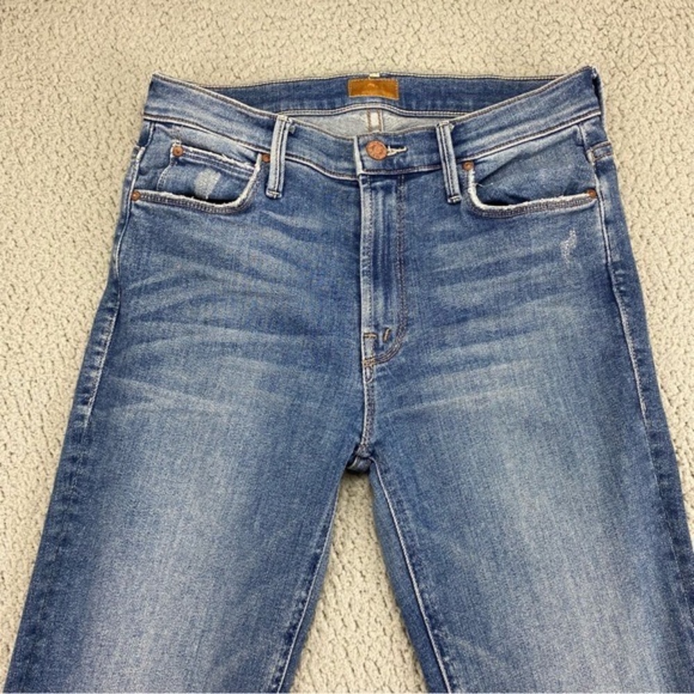 Mother Denim - The Runaway Step Fray Flare Jeans in Leaps and Bounds   Size:  28